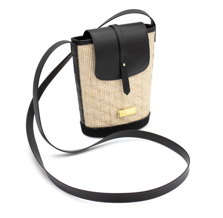 Raffia Crossbody Bag EM26802