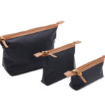 A Necessaire de Viagem JOMO