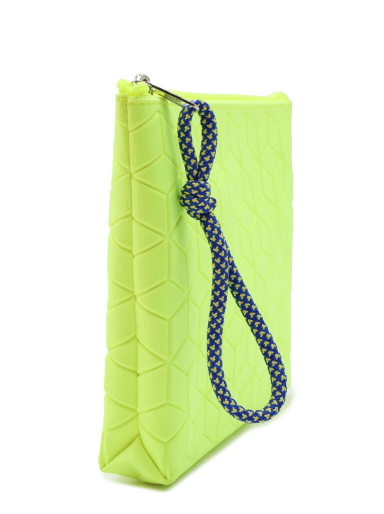 Necessaire com textura Cuboide Moldada