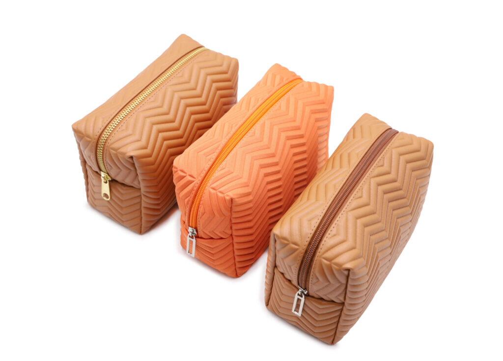 Necessaire Chevron em Relevo
