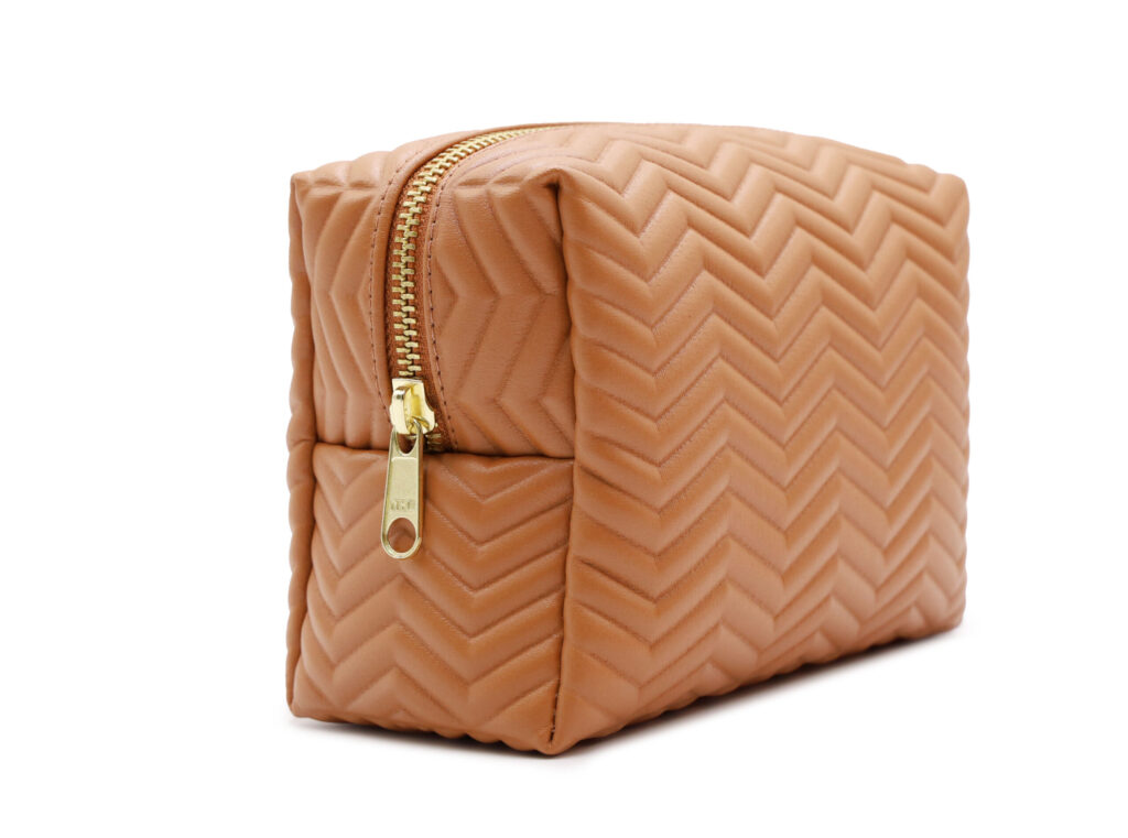 Necessaire Chevron em Relevo