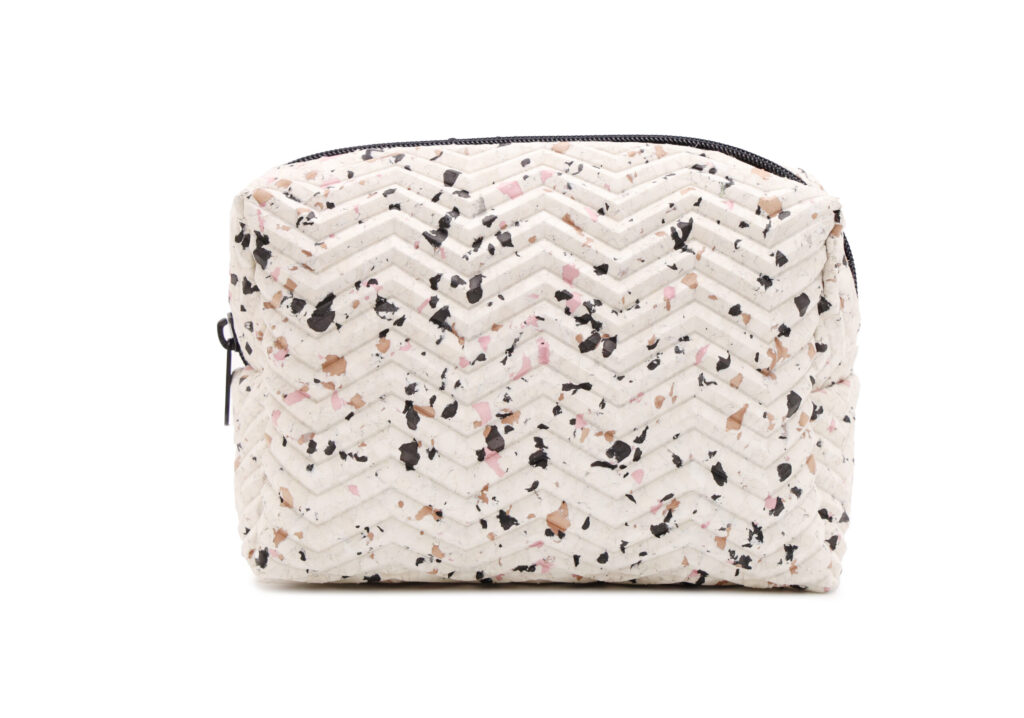 Necessaire Chevron em Relevo