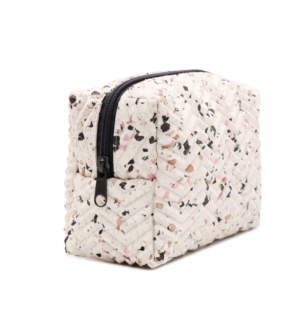 Necessaire Chevron em Relevo