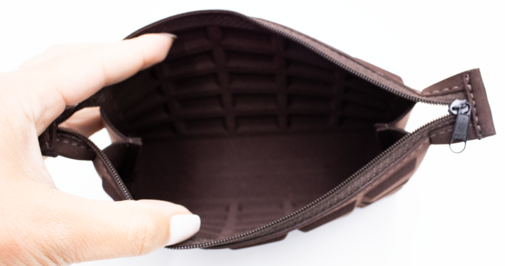 Necessaire Chocolate Moldada Personalizada