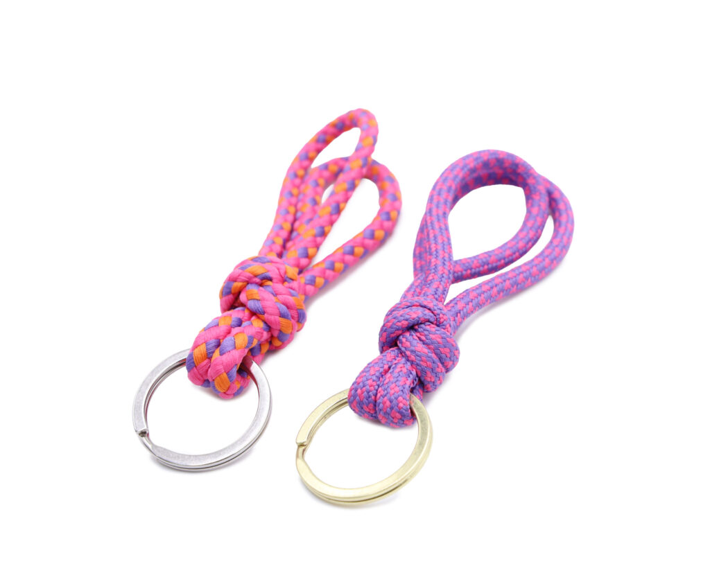 Charme de Cordas Multicoloridas