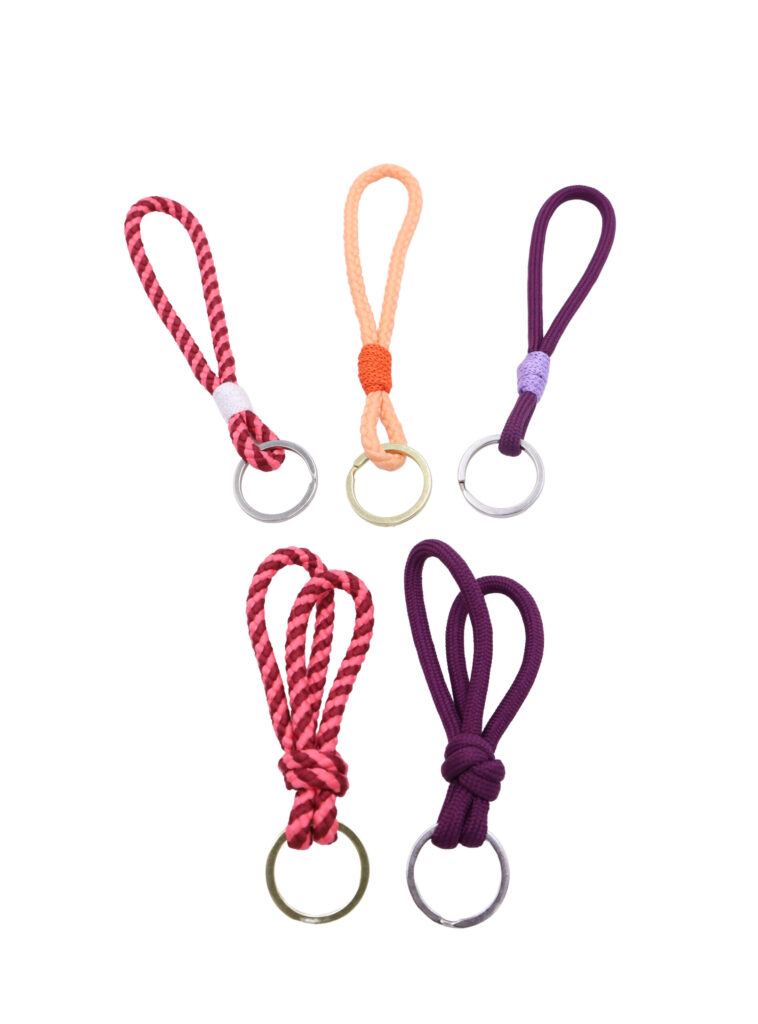 Charme de Cordas Multicoloridas