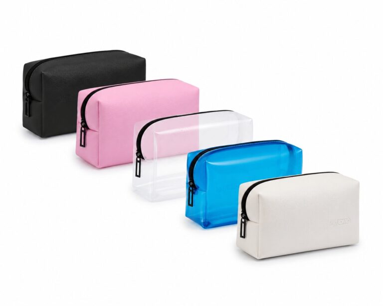 Medium Classic Toiletry Bag